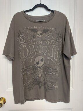 Disney Nightmare Before Christmas Graphic Tee XL